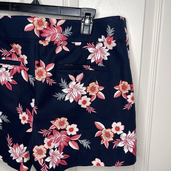 NWT LOFT Zinnia Doubleweave 4” Inseam Riviera Shorts (Navy Blue) - 12 - Picture 5 of 8